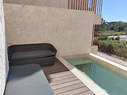 Private Pool - 1 Bedroom Condo - 2 To 4 People
