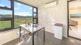 Gangneung Staydasiolgae Poolvillapension