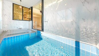 Gangneung Staydasiolgae Poolvillapension