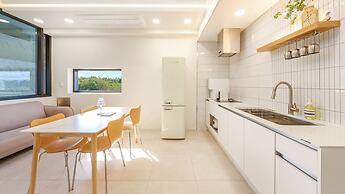 Gangneung Staydasiolgae Poolvillapension