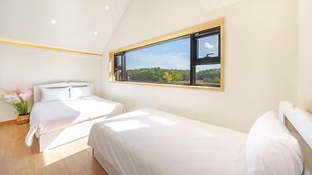 Gangneung Staydasiolgae Poolvillapension
