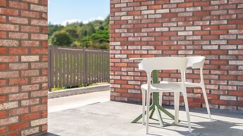 Gangneung Staydasiolgae Poolvillapension