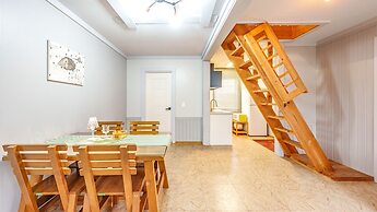 Gangneung Staydasiolgae Poolvillapension