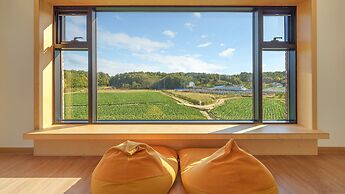 Gangneung Staydasiolgae Poolvillapension