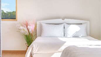 Gangneung Staydasiolgae Poolvillapension