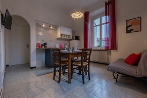 Crocetta Nest by Wonderful Italy