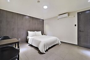 Anyang Livera