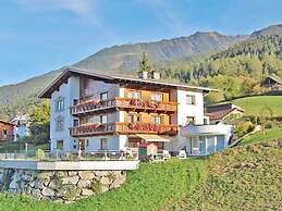 Charming Apartment in Arzl im Pitztal With 2 Bubble Baths