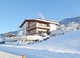 Charming Apartment in Arzl im Pitztal With 2 Bubble Baths