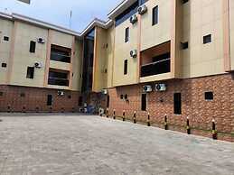 Goldstep Hotel and Suites Abraka
