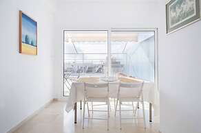 Neos Kosmos 1Bd Apt with Stunning Views