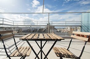 Neos Kosmos 1Bd Apt with Stunning Views