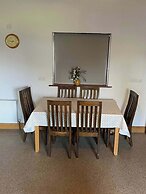 Rose Cottage in Ennistymon - Near Cliffs of Moher
