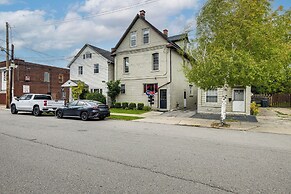 13 Mi to Buffalo: Cozy Apartment in Depew!