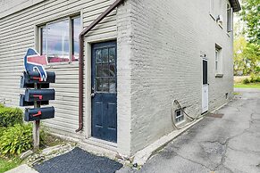 13 Mi to Buffalo: Cozy Apartment in Depew!