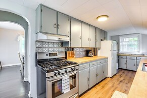 Large Yard & Fire Pit: Pet-friendly Ravenna Home!