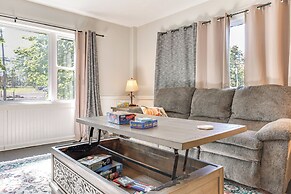 Large Yard & Fire Pit: Pet-friendly Ravenna Home!