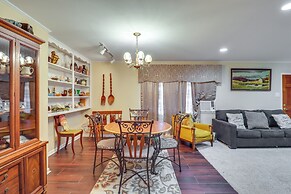 2 Mi to Dtwn Natchez: Cozy Home w/ Yard & Patio!