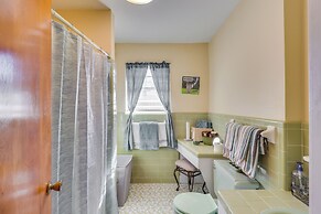 2 Mi to Dtwn Natchez: Cozy Home w/ Yard & Patio!