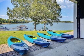 'edgewater on Kentucky Lake' w/ Hot Tub & Games
