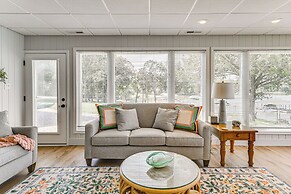 'edgewater on Kentucky Lake' w/ Hot Tub & Games