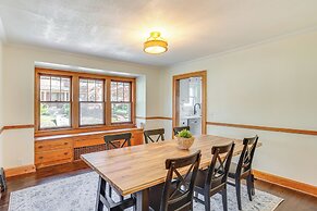 Family-friendly Independence Home: 5 Mi to Stadium