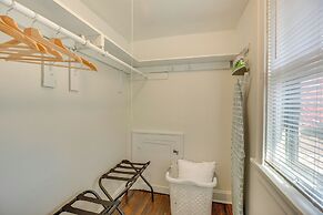 Family-friendly Independence Home: 5 Mi to Stadium
