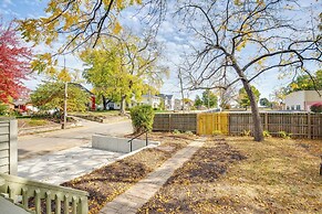 Family-friendly Independence Home: 5 Mi to Stadium