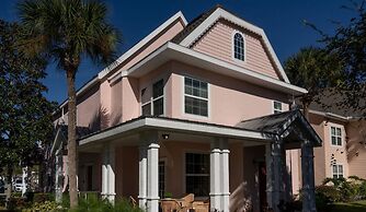 Magical Themed 3BR Townhouse Near the Parks