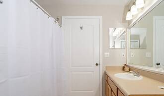 Magical Themed 3BR Townhouse Near the Parks