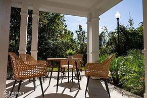 Magical Themed 3BR Townhouse Near the Parks