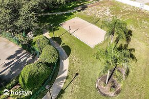 Magical Themed 3BR Townhouse Near the Parks