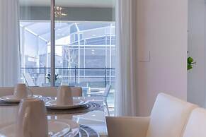 Luxury 6BR Villa w Pool Jacuzzi Fun in Orlando