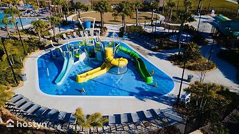 Luxury 6BR Villa w Pool Jacuzzi Fun in Orlando