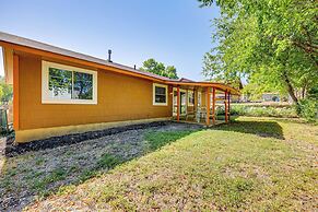 12 Mi to The Alamo: Converse Home w/ Foosball