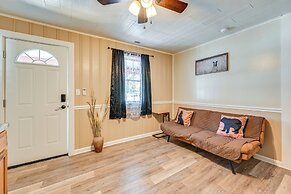 7 Mi to Mammoth Cave Nat'l Park: Cozy Apartment!