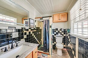 7 Mi to Mammoth Cave Nat'l Park: Cozy Apartment!