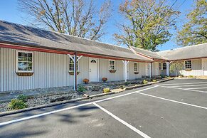 7 Mi to Mammoth Cave Nat'l Park: Cozy Apartment!