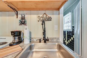 7 Mi to Mammoth Cave Nat'l Park: Cozy Apartment!