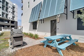 2 Mi to Johns Pass: Madeira Beach Condo