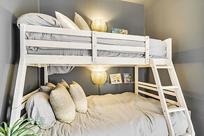 2 Mi to Johns Pass: Madeira Beach Condo