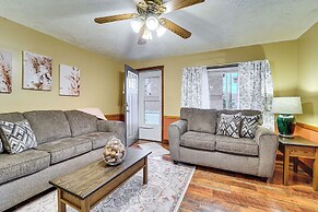 Grill, Dine & Relax Outside: Home in Tyrone!