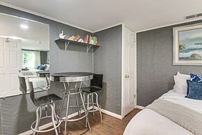 10 Mi to Washington: Wheaton Studio Suite