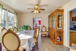 DC Area Home: 1 Mi to Light Rail!