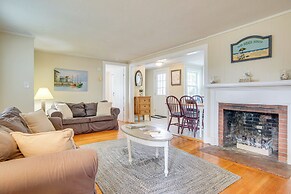 < 1 Mi to Beaches: Classic Cape Cod Cottage