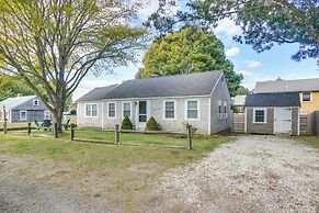 < 1 Mi to Beaches: Classic Cape Cod Cottage