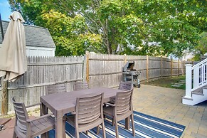 < 1 Mi to Beaches: Classic Cape Cod Cottage