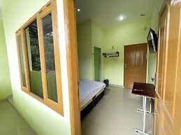 Pudan Residence Parapat By Helocus