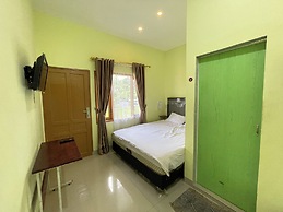 Pudan Residence Parapat By Helocus
