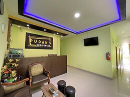 Pudan Residence Parapat By Helocus